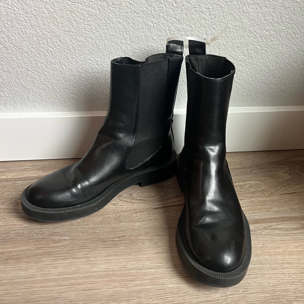 Zara Chelsea Ankle Boots‎
